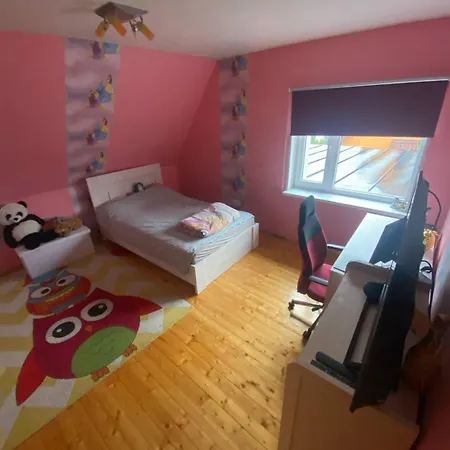 Daire Joe Laeheduses Asuv Maja Perele Pärnu